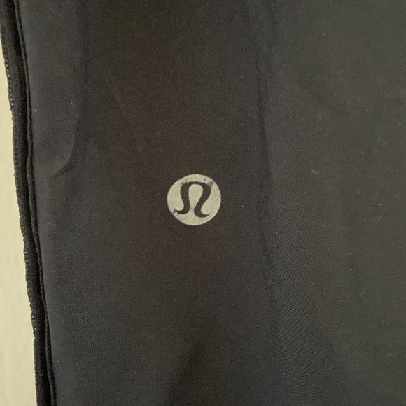 Lululemon Dance Studio Capri Joggers - Picture 5 of 8